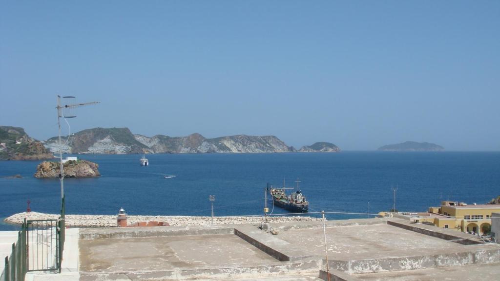 Hotel Del Capitano بونسا المظهر الخارجي الصورة